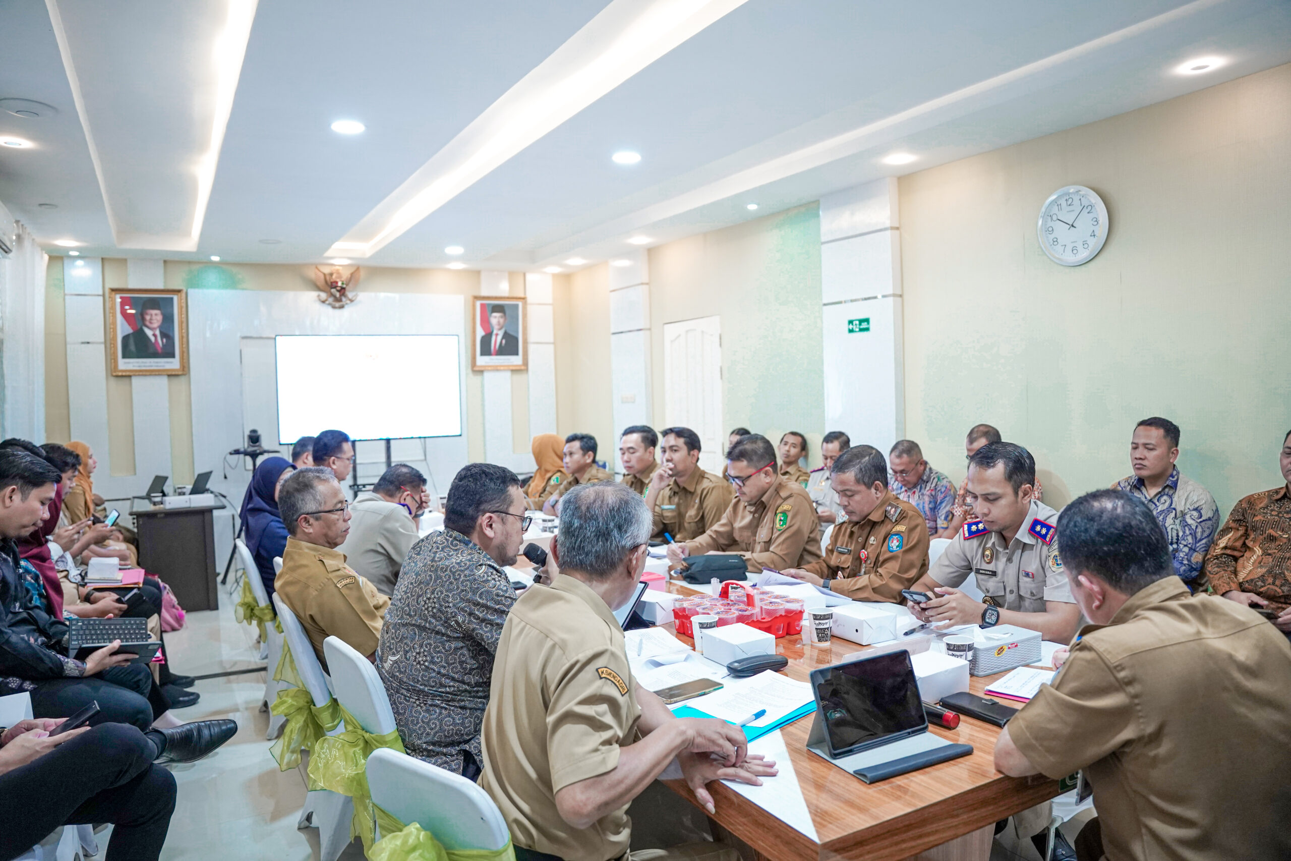 Kantor Wilayah BPN Provinsi Kalimantan Barat menghadiri Rapat Pembahasan Perjanjian Kerja Sama bersama Dinas Tenaga Kerja dan Transmigrasi Provinsi Kalimantan Barat