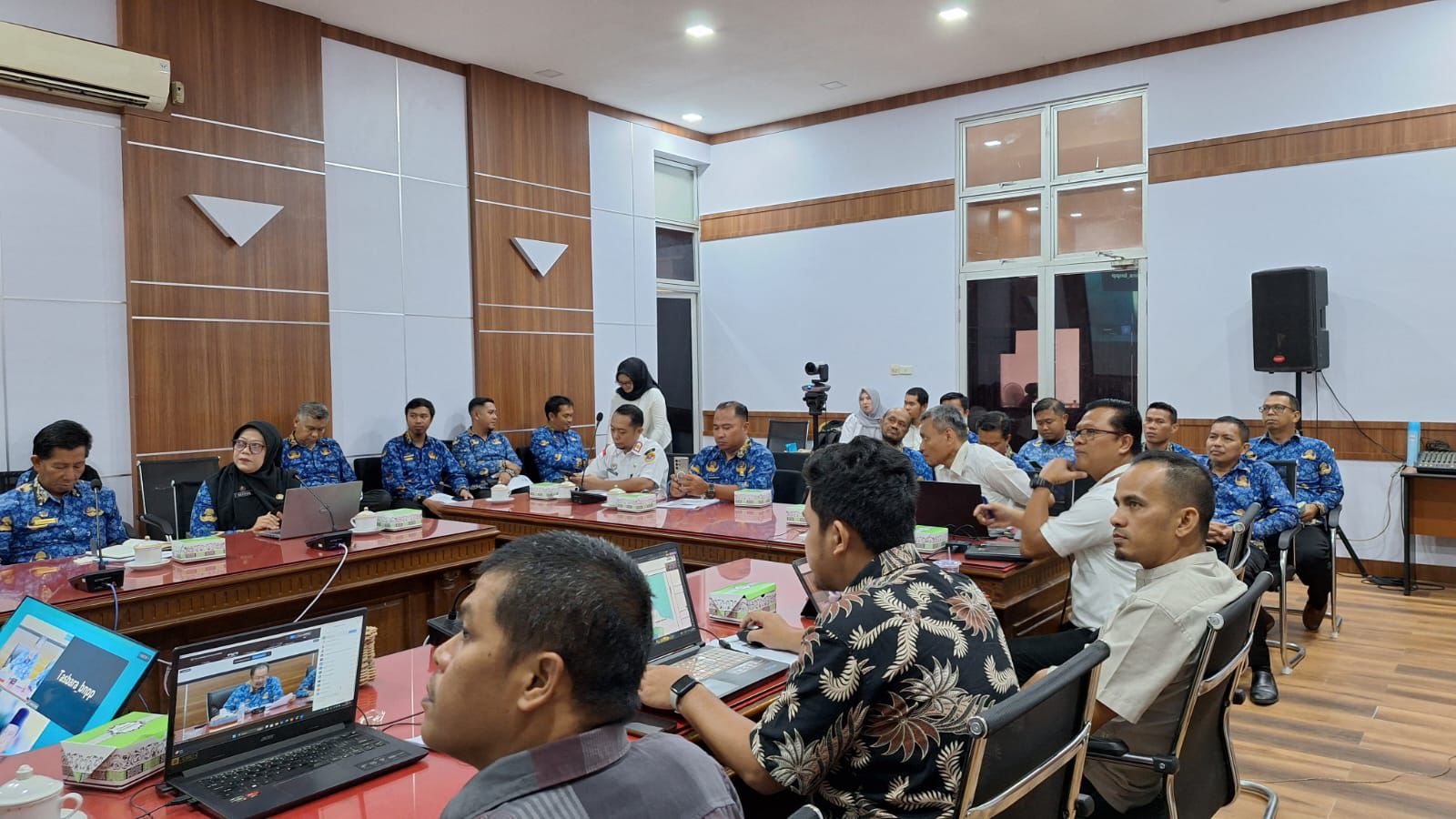 Kepala Kantor Pertanahan Kabupaten Sambas Hadiri Seminar Akhir Feasibility Study PLB Temajuk