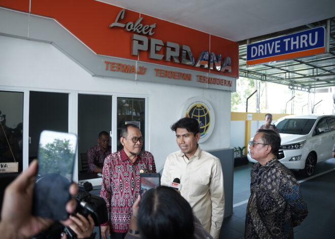 Komisi II DPR RI Tinjau Inovasi Layanan Drive Thru di Kantor Pertanahan Kota Pontianak