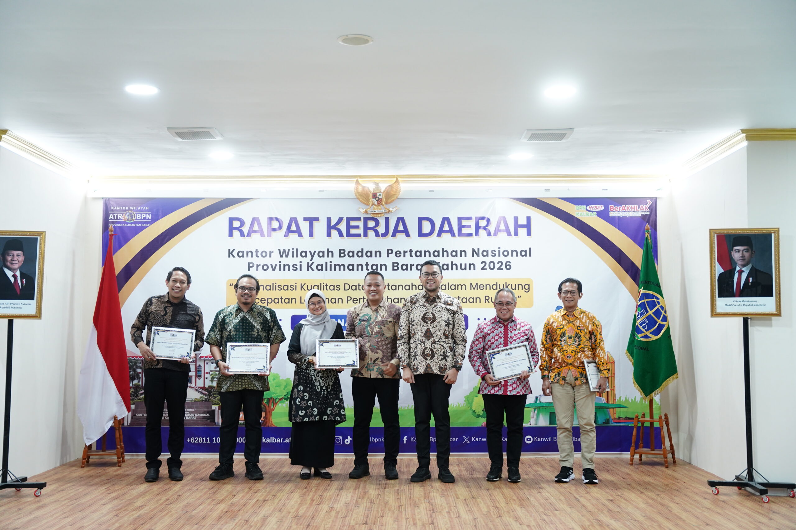 Rakerda 2026 Resmi Ditutup, Kanwil BPN Kalbar Anugerahkan Penghargaan Kinerja Terbaik 2025
