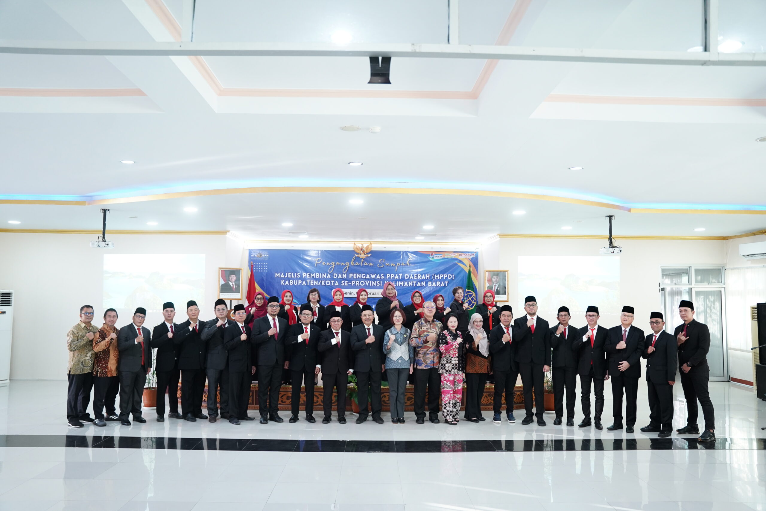 Kanwil BPN Kalbar Lantik Majelis Pembina dan Pengawas PPAT Daerah