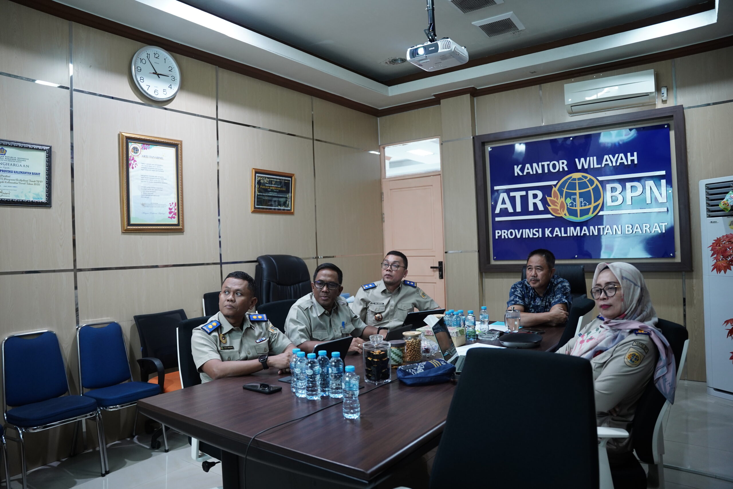 Kanwil BPN Kalbar Ikuti Raker dan RDP Bersama DPR, Bahas Kinerja dan Isu Strategis Pertanahan