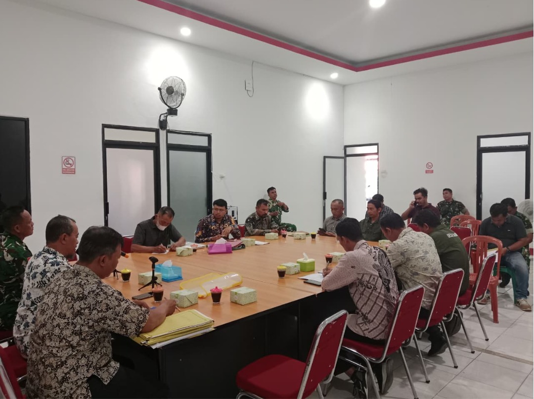 Kantor Pertanahan Kabupaten Sambas menghadiri Relaas Panggilan Sidang Perkara di Pengadilan Negeri Sambas