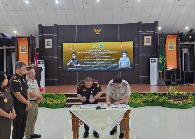 Penandatanganan Perjanjian Kerja Sama (PKS) Penanganan Masalah Hukum di Bidang Perdata dan Tata Usaha