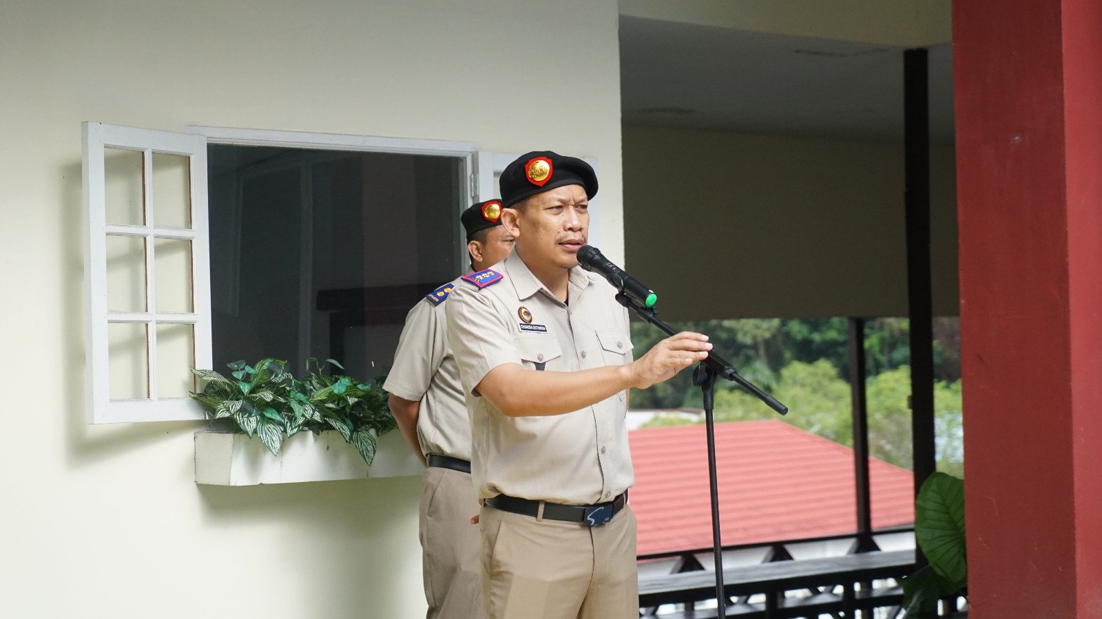 Kantor Pertanahan Kabupaten Sanggau Laksanakan Apel Pagi sebagai Penguatan Disiplin dan Komitmen Pelayanan